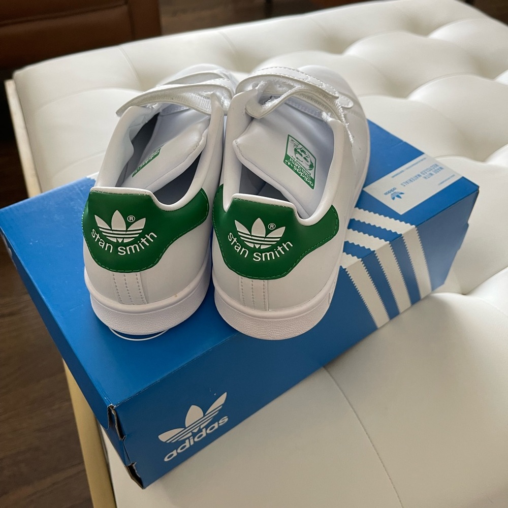 Never worn Adidas Stan Smith Velcro Shoes - 6 1/2 Mens